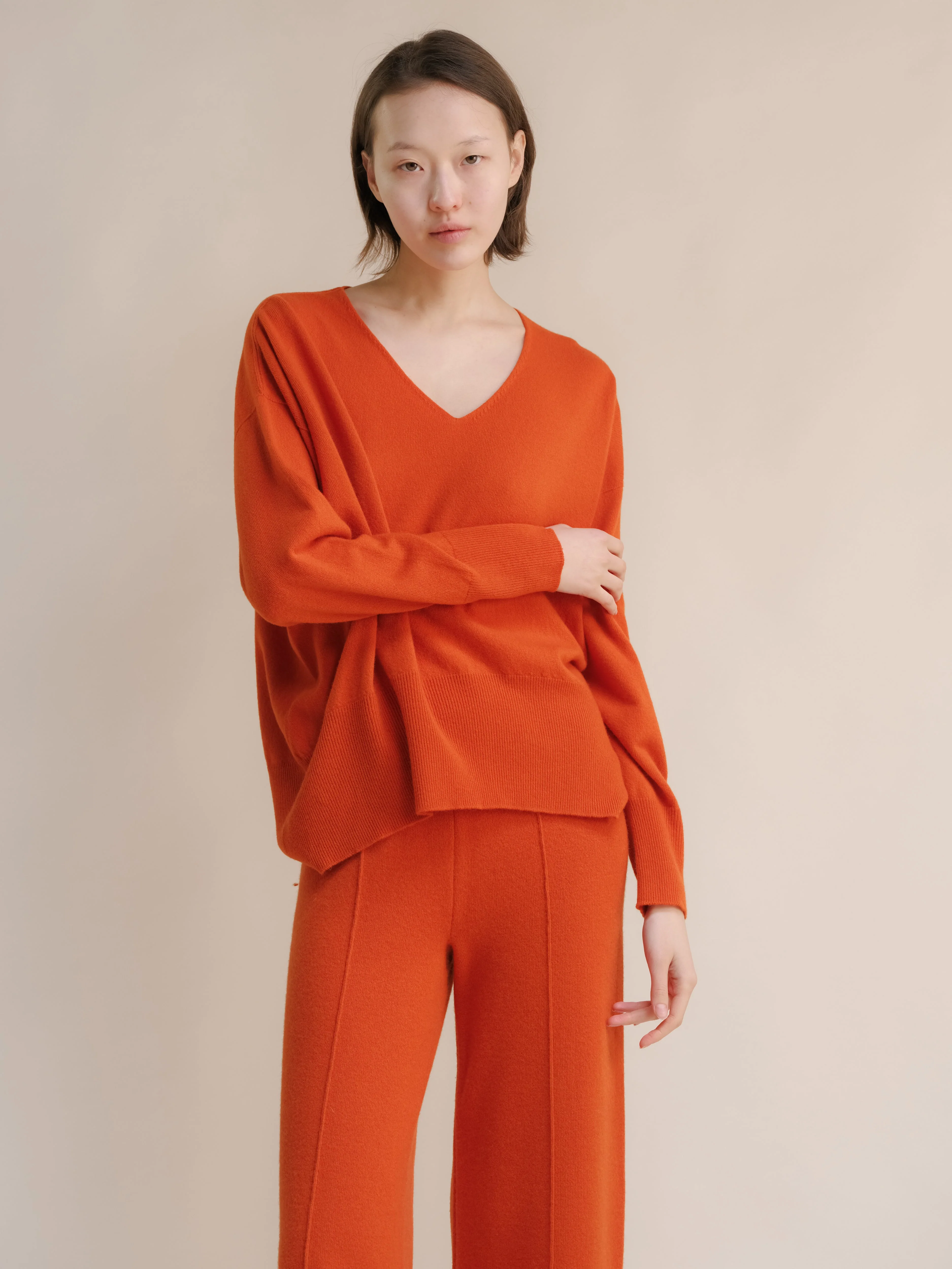 Wool & Cashmere Mix Maxi V-Neck Sweater - Image 11