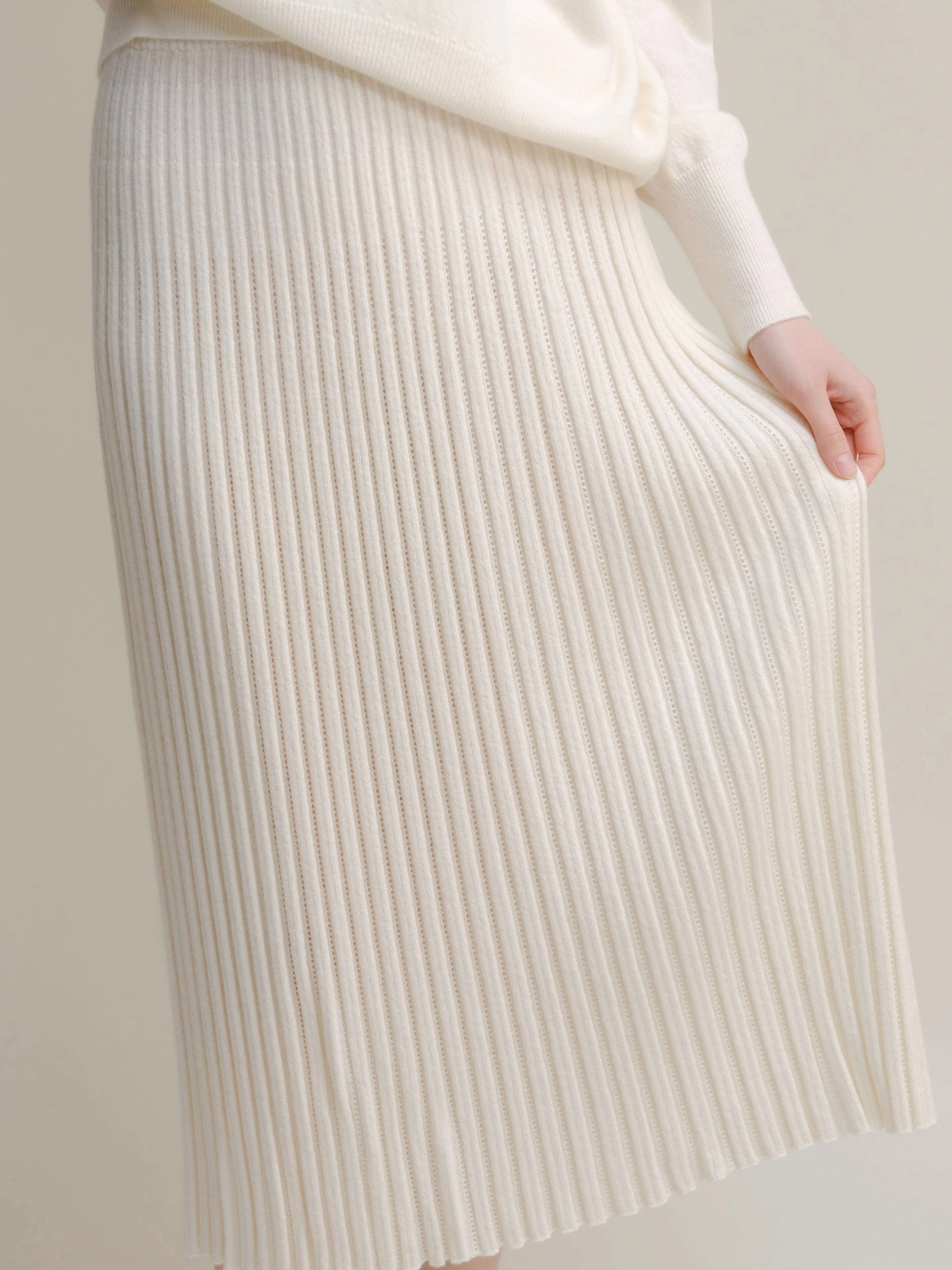 Cashmere Blend Perforated Skirt (3D-Knit) - Image 7