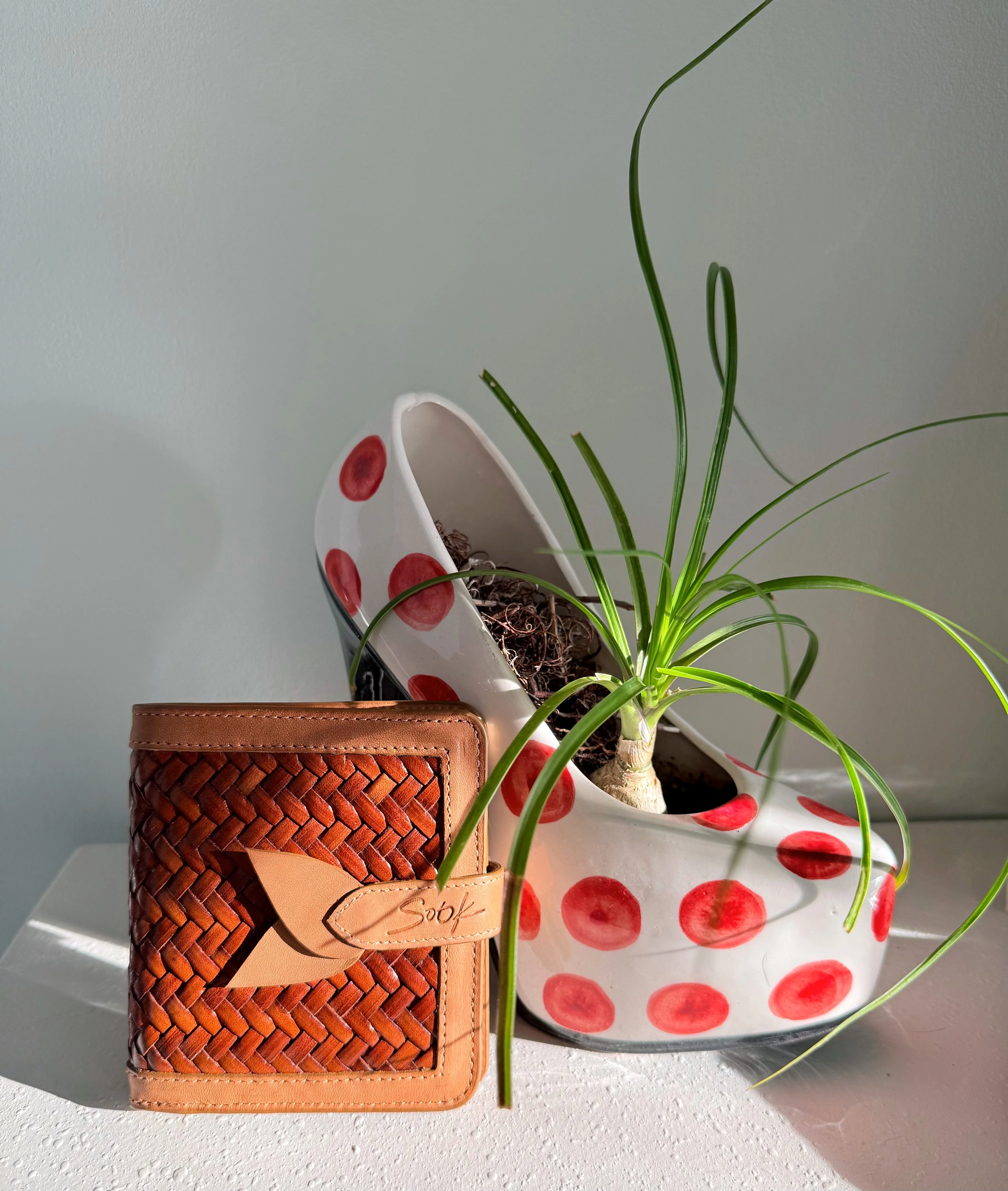Lumi - Handwoven Leather Wallet | Taupe & Coffee - Image 5