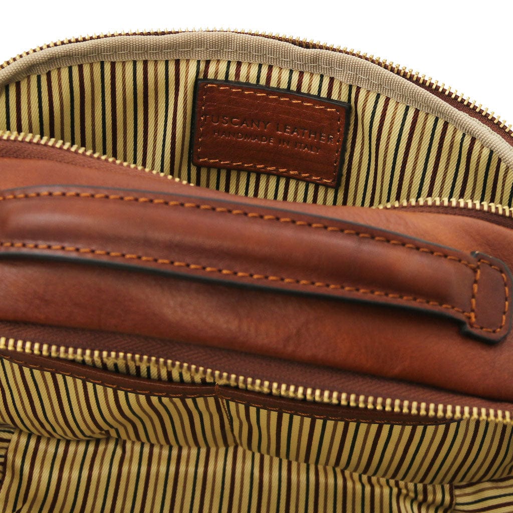 Marvin - Leather toiletry bag | TL142326 - Image 5
