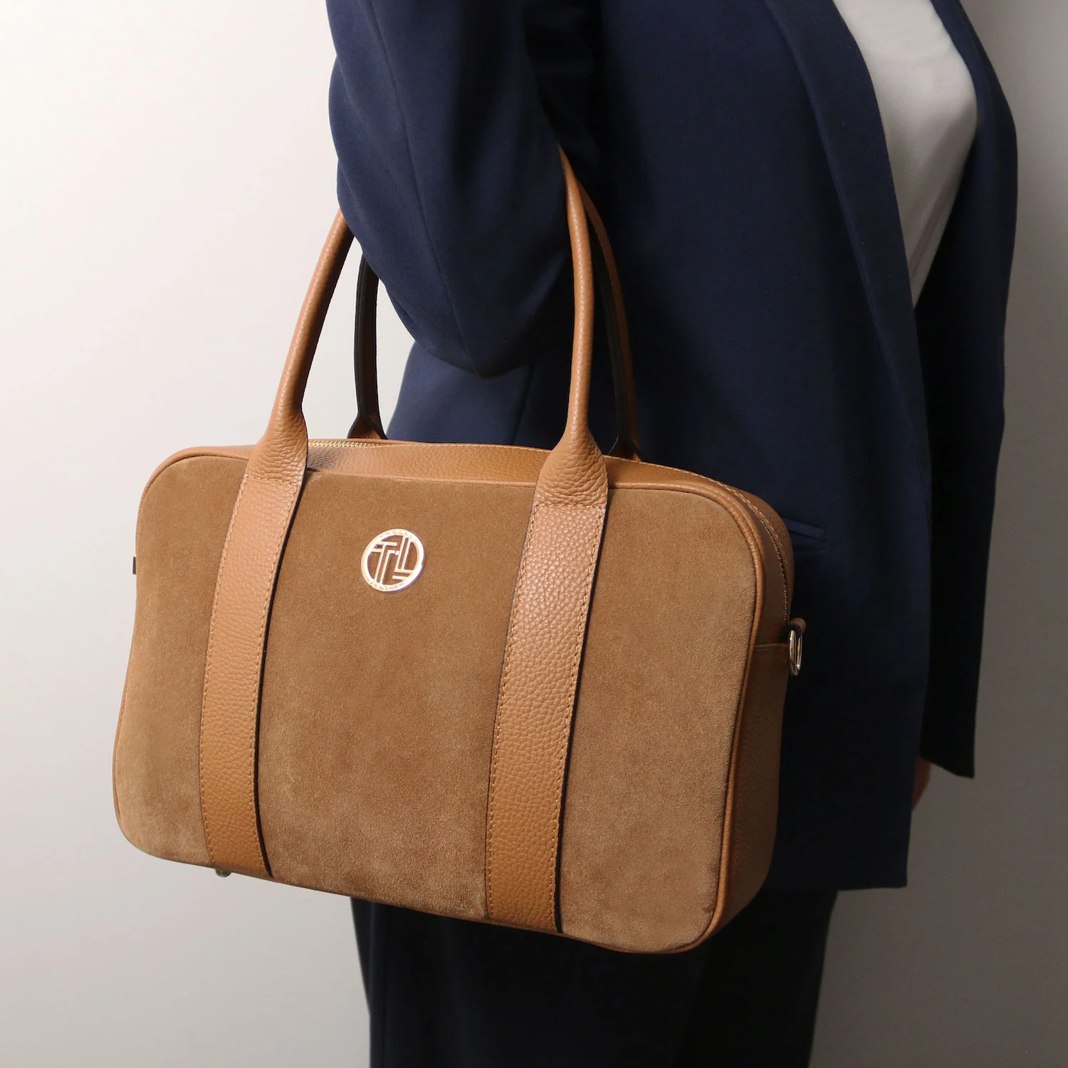 Stephany - Suede & pebbled leather handbag | TL142511 - Image 6