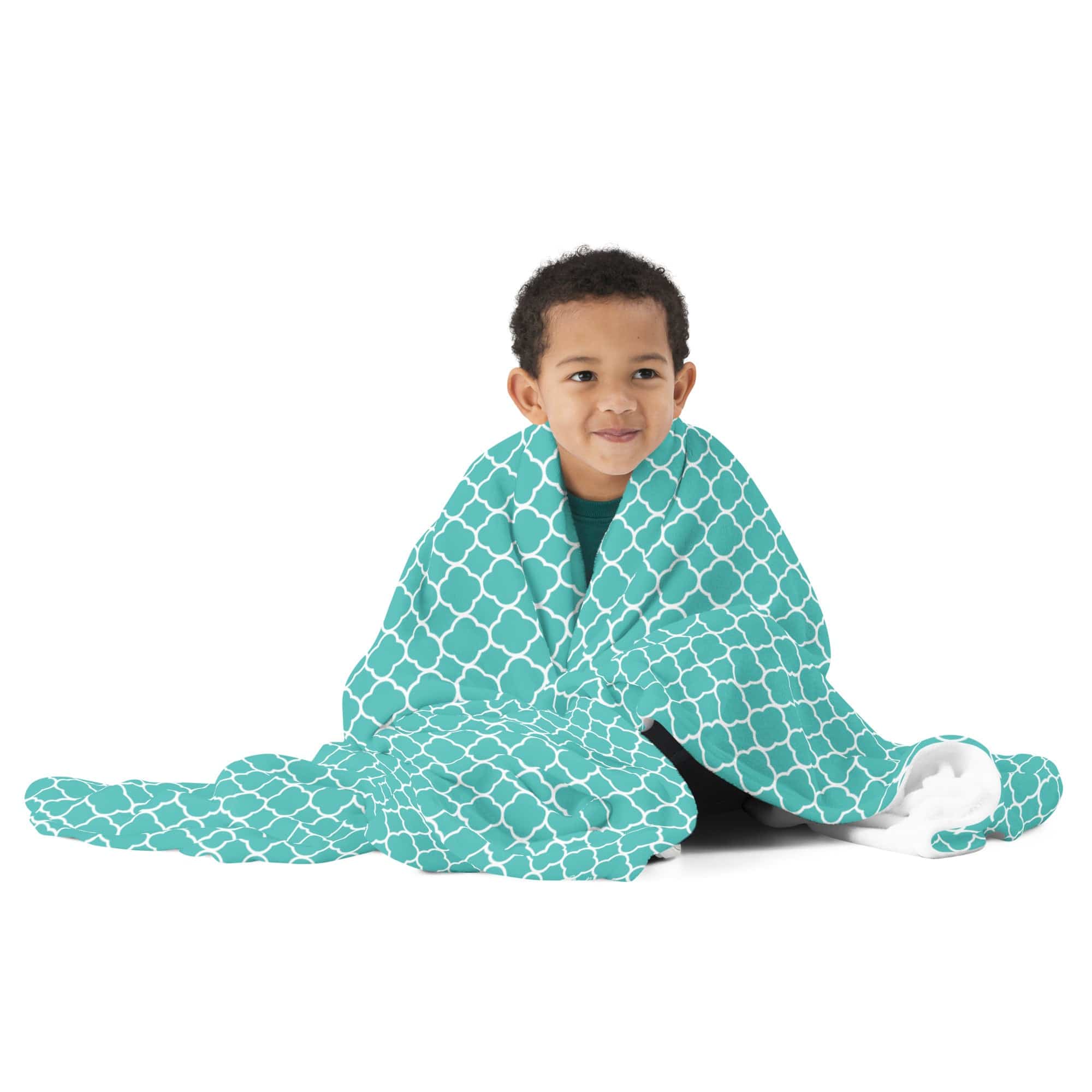 Turquoise Quatrefoil Throw Blanket - Image 4