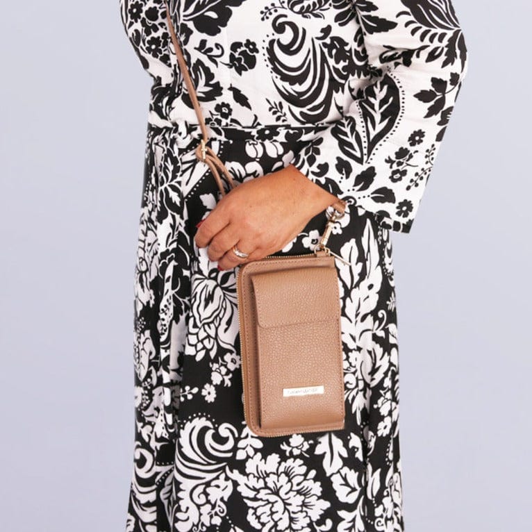 TL Bag - Leather wallet with strap - phone wallet | TL142323 - Image 29